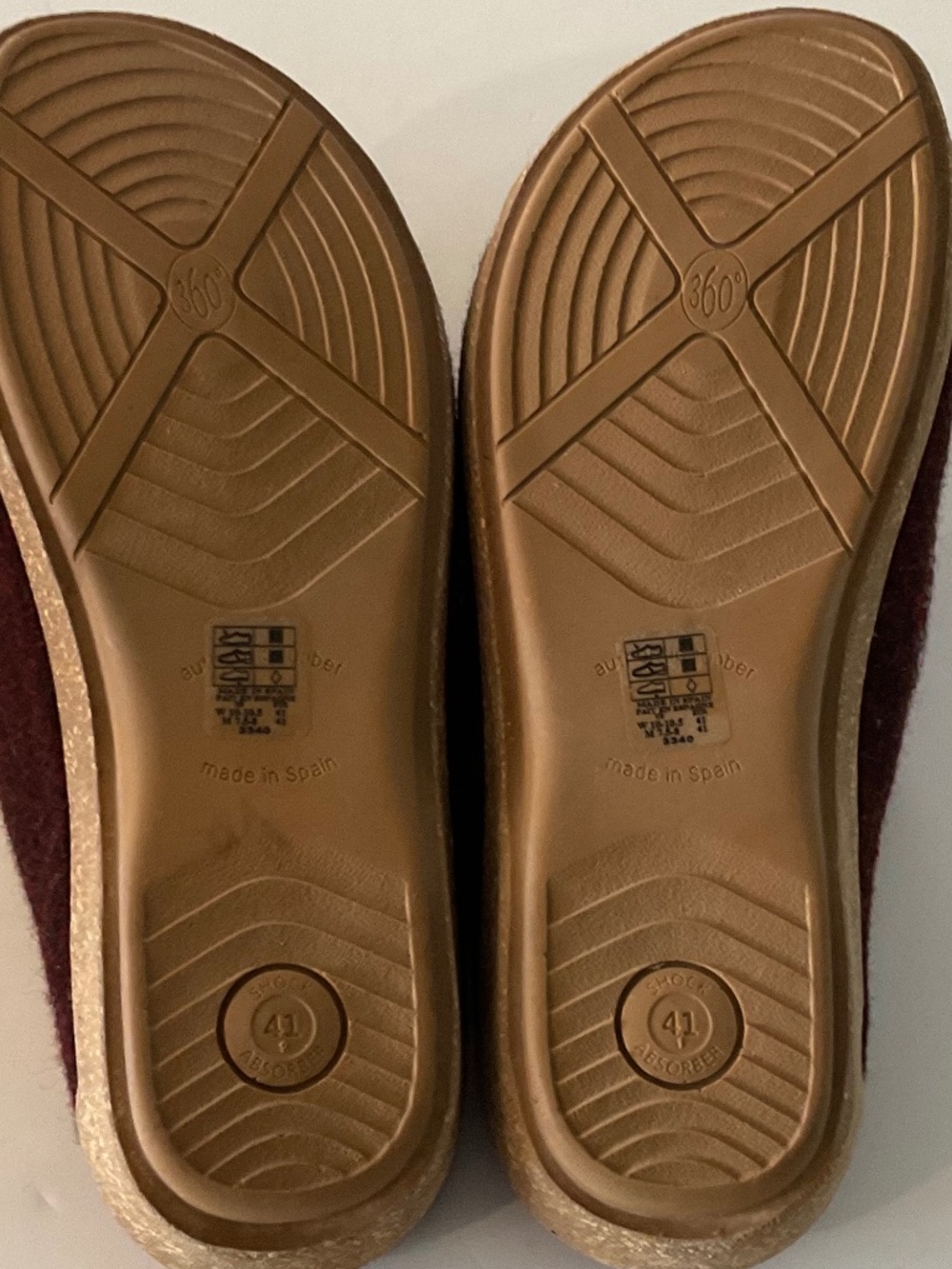 TAOS FOOTWEAR Women's Woolma Clog in Deep Red Size EU 41/ 10-10.5 LIKE NEW - Picture 6 of 8